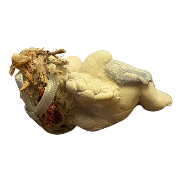 Vintage 1996 Dreamsicle cherub with blanket napping 2” long - Picture 4 of 6